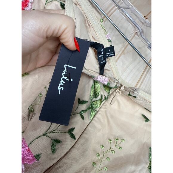 NWT Lulus Endless Praise Beige Floral Embroidered Strapless Midi Dress Size L - Picture 7 of 9